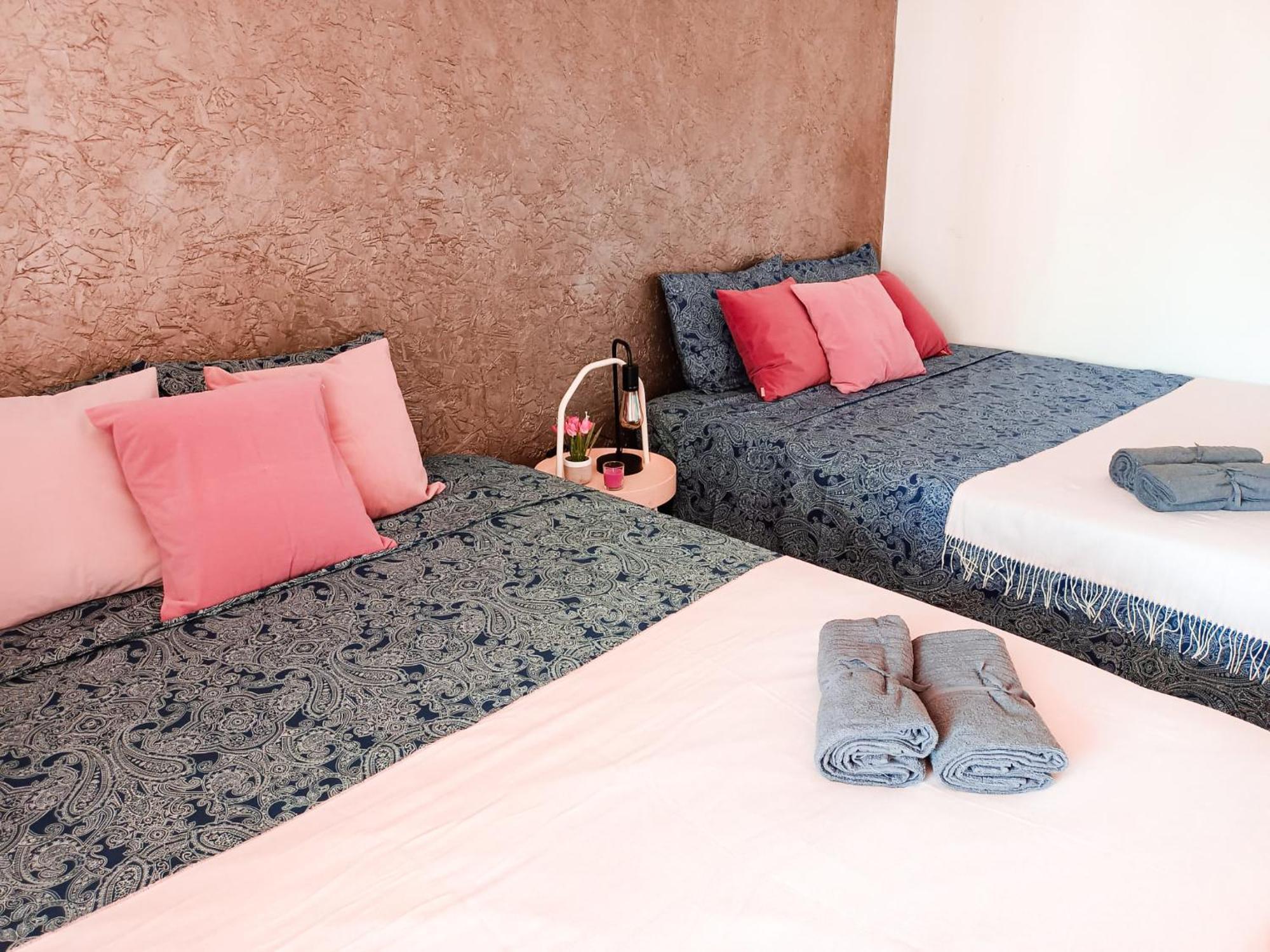 By Urquinaona Private Rooms Barcelona Eksteriør bilde